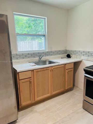 19605 SW 334th St, Homestead, FL 33034