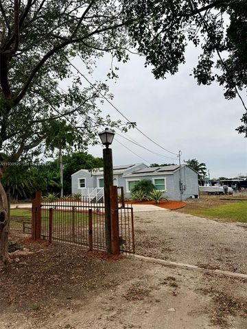 19605 SW 334th St, Homestead, FL 33034