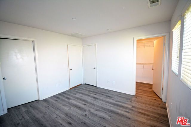 14107 W Birch Lane, Van Nuys (los Angeles), CA 91405