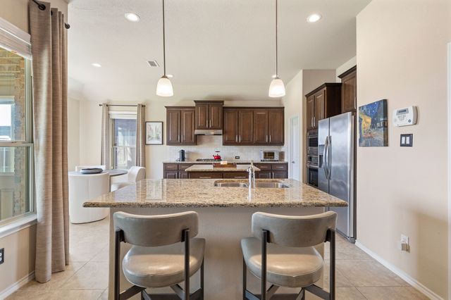 8928 Jewel Flower Drive, Fort Worth, TX 76131