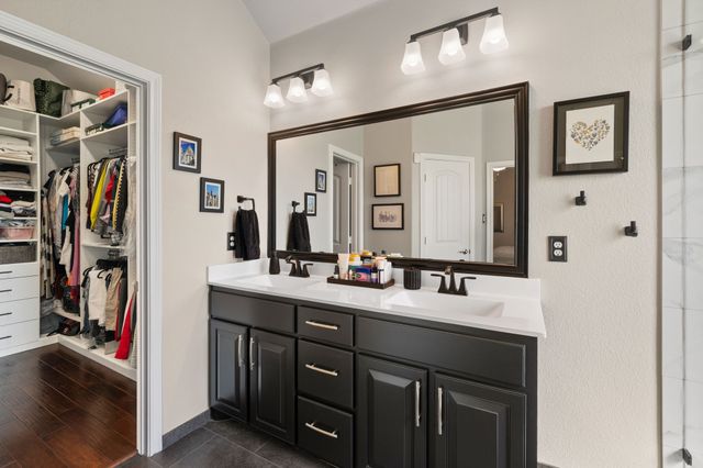 8928 Jewel Flower Drive, Fort Worth, TX 76131