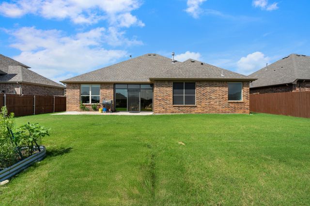 8928 Jewel Flower Drive, Fort Worth, TX 76131