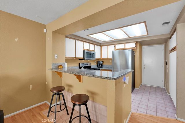 29398 Clear View, Highland, CA 92346