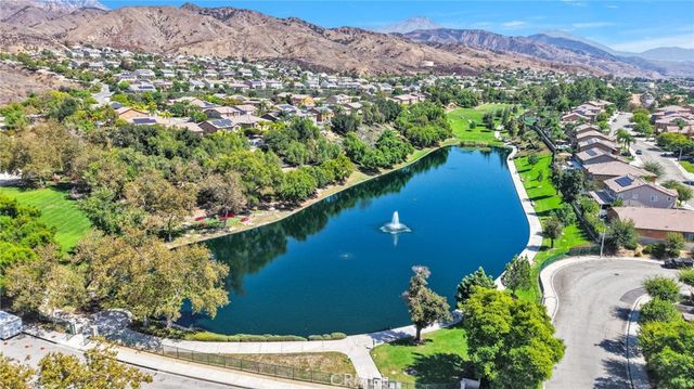 29398 Clear View, Highland, CA 92346