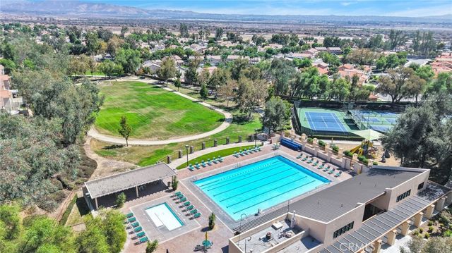 29398 Clear View, Highland, CA 92346