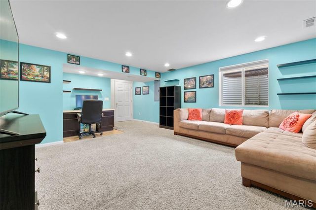 609 Spring Manor, O'fallon, MO 63368