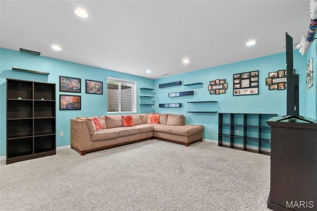 609 Spring Manor, O'fallon, MO 63368