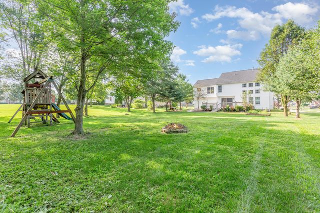 9170 Bridle Terrace, Pickerington, OH 43147