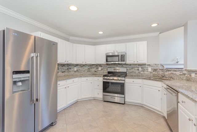 9170 Bridle Terrace, Pickerington, OH 43147