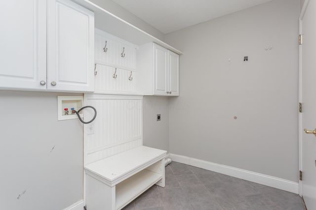 9170 Bridle Terrace, Pickerington, OH 43147