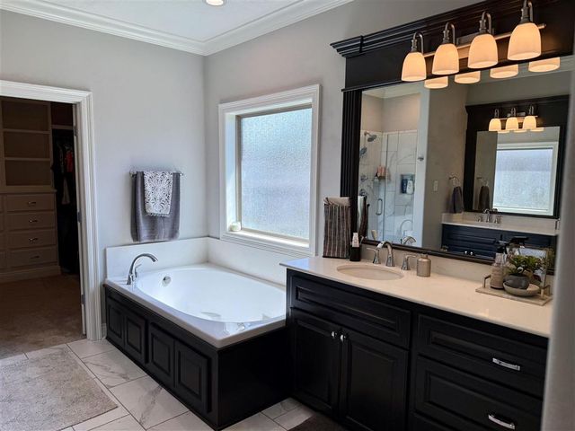 6561 W Ella Kate Lane, Lake Charles, LA 70605