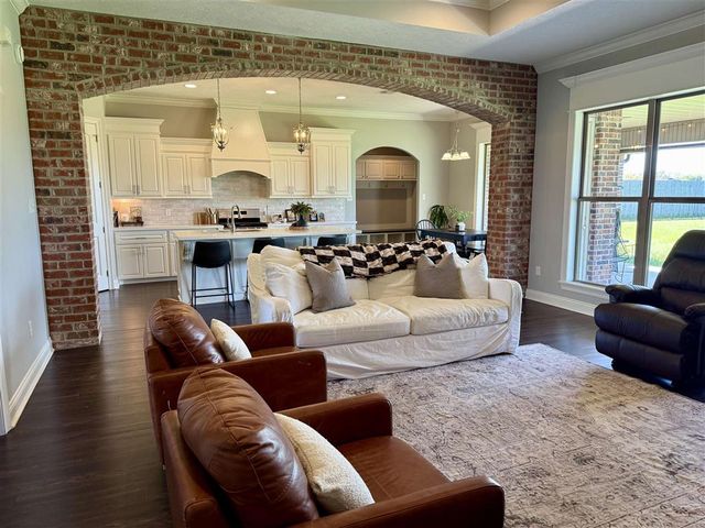 6561 W Ella Kate Lane, Lake Charles, LA 70605