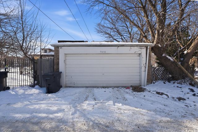 7415 S Langley Avenue, Chicago, IL 60619