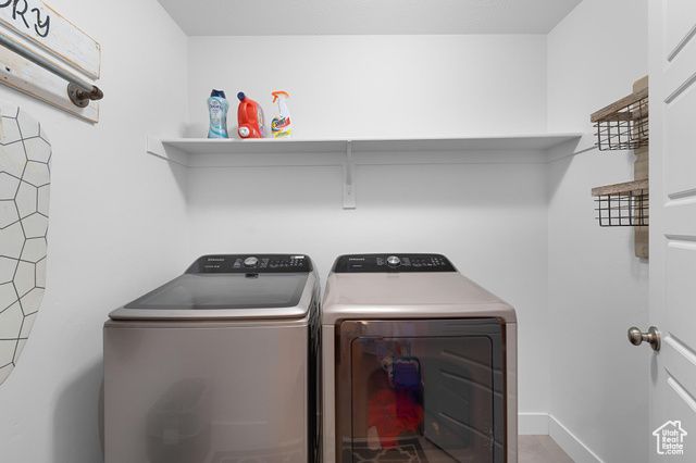 129 E BLISS DR, Saratoga Springs, UT 84045