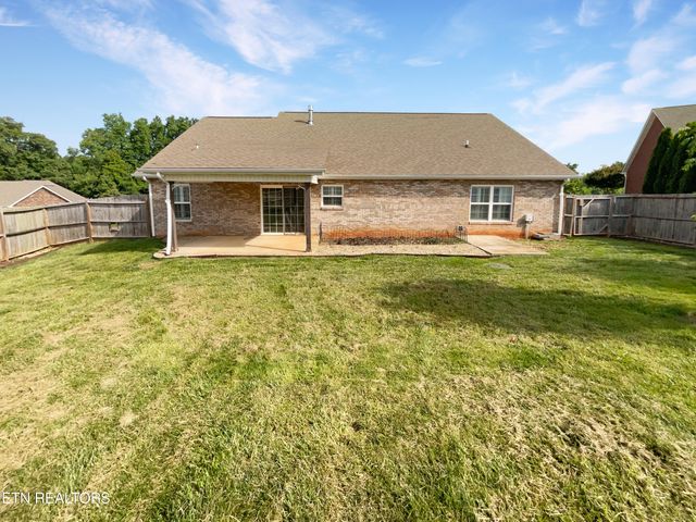 2113 Griffitts Mill Circle, Maryville, TN 37803