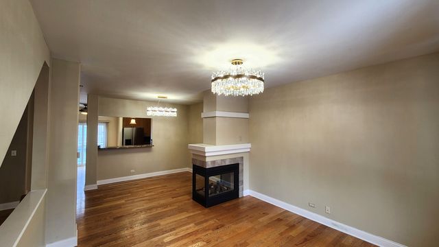 2325 Twilight Drive 2325, Aurora, IL 60503