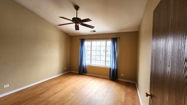 2325 Twilight Drive 2325, Aurora, IL 60503