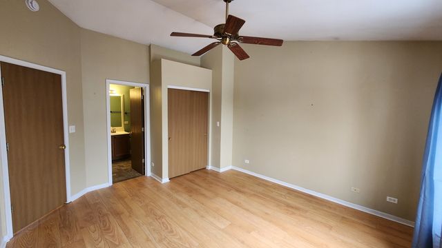 2325 Twilight Drive 2325, Aurora, IL 60503