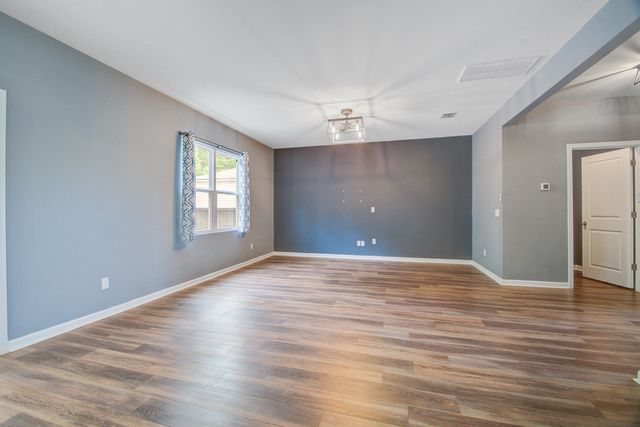 233 W Bradford Pointe Drive, Summerville, SC 29486