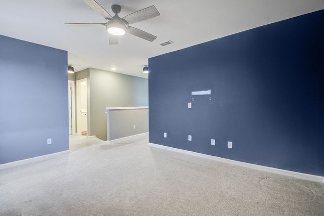 233 W Bradford Pointe Drive, Summerville, SC 29486