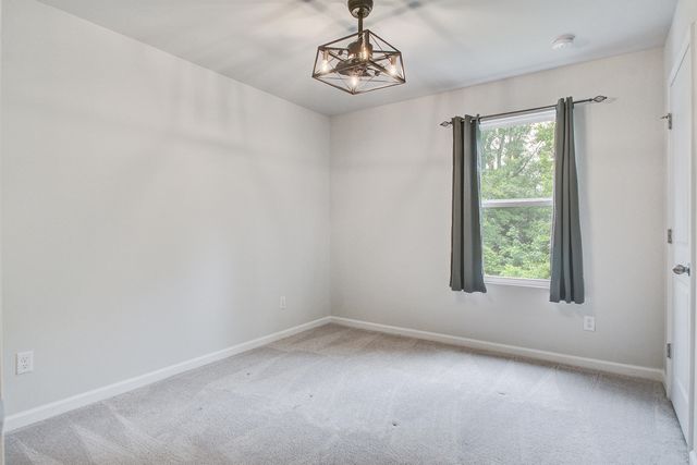 233 W Bradford Pointe Drive, Summerville, SC 29486
