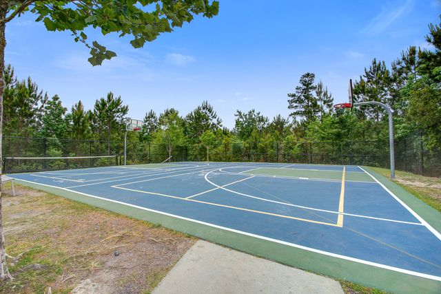 233 W Bradford Pointe Drive, Summerville, SC 29486