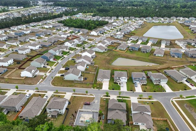 233 W Bradford Pointe Drive, Summerville, SC 29486