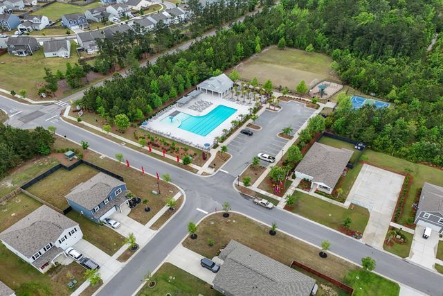233 W Bradford Pointe Drive, Summerville, SC 29486