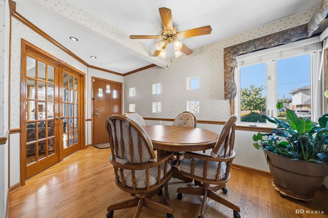 8607 S Tripp Avenue, Chicago, IL 60652