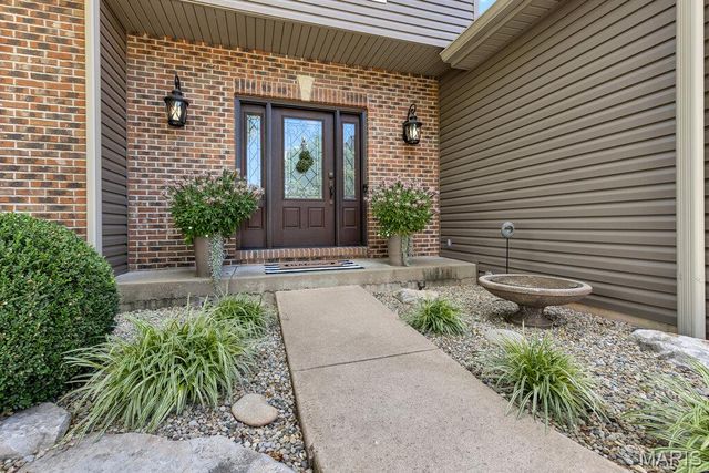 310 Highland Meadows Court, Wentzville, MO 63385
