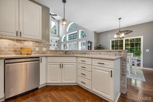 310 Highland Meadows Court, Wentzville, MO 63385