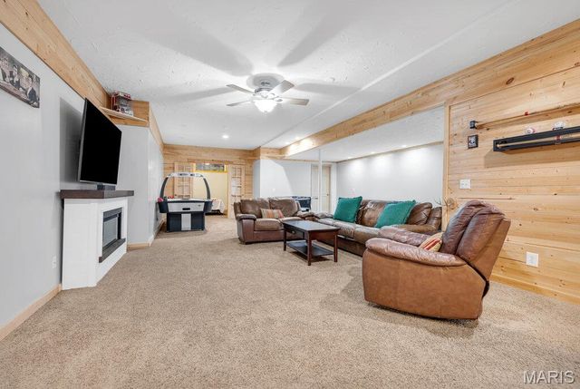 310 Highland Meadows Court, Wentzville, MO 63385