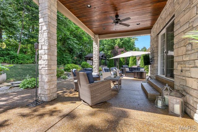 310 Highland Meadows Court, Wentzville, MO 63385