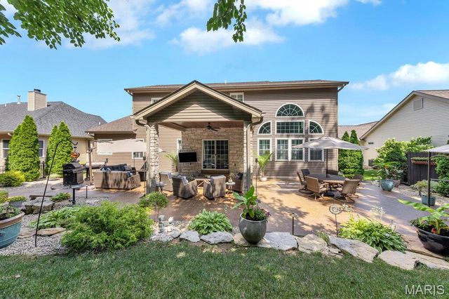 310 Highland Meadows Court, Wentzville, MO 63385