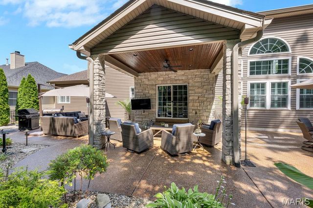 310 Highland Meadows Court, Wentzville, MO 63385