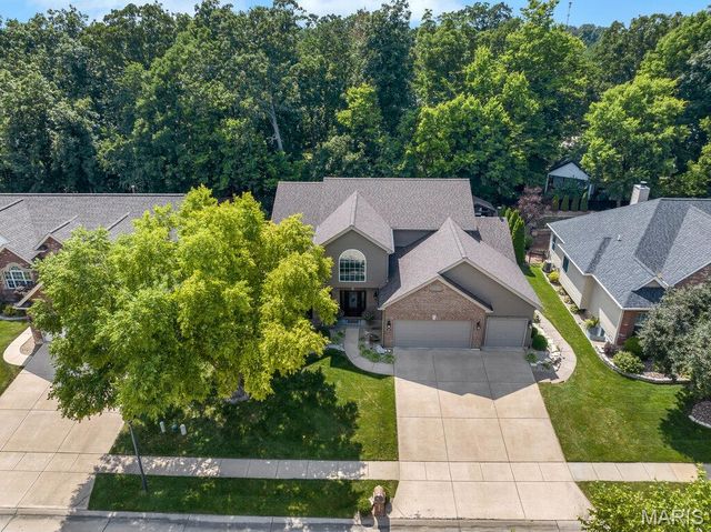 310 Highland Meadows Court, Wentzville, MO 63385