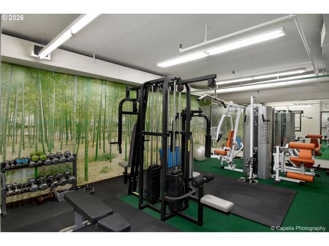 2211 Sw 1ST Ave 206, Portland, OR 97201