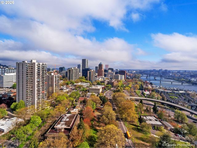 2211 Sw 1ST Ave 206, Portland, OR 97201