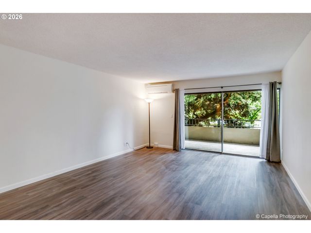 2211 Sw 1ST Ave 206, Portland, OR 97201