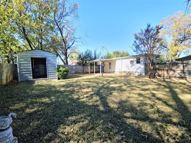 3216 Pewitt Drive, Waco, TX 76706