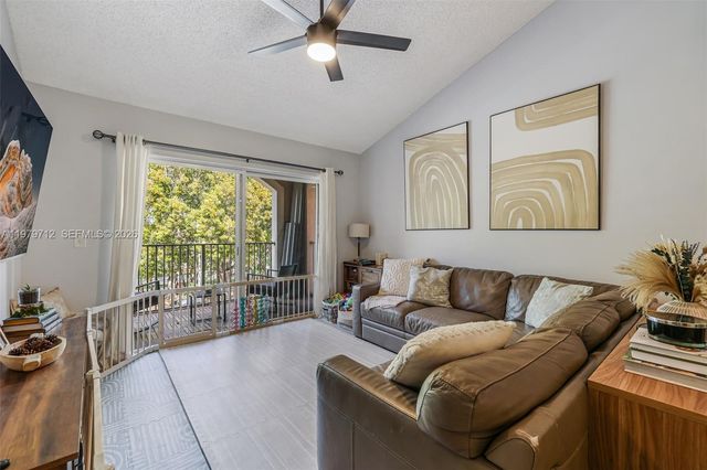 12172 Saint Andrews Pl 307, Miramar, FL 33025