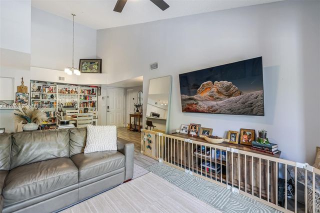 12172 Saint Andrews Pl 307, Miramar, FL 33025