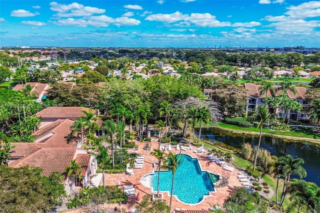 12172 Saint Andrews Pl 307, Miramar, FL 33025