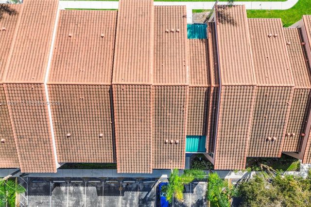 12172 Saint Andrews Pl 307, Miramar, FL 33025