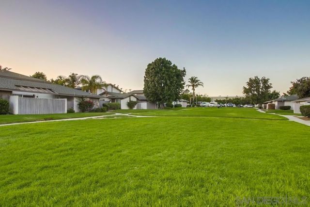 3433 Los Mochis Way, Oceanside, CA 92056