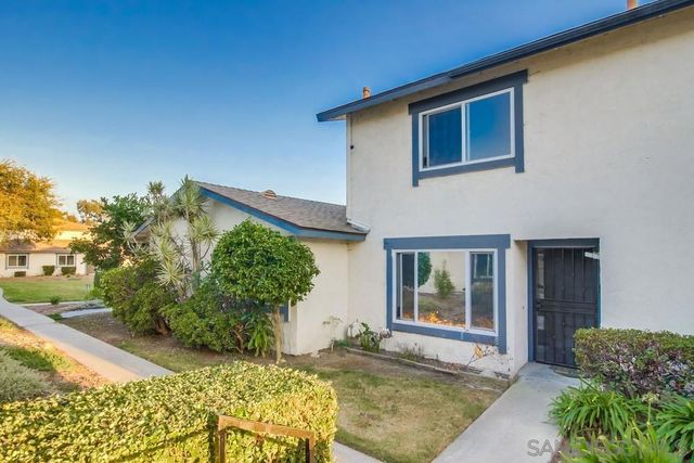3433 Los Mochis Way, Oceanside, CA 92056
