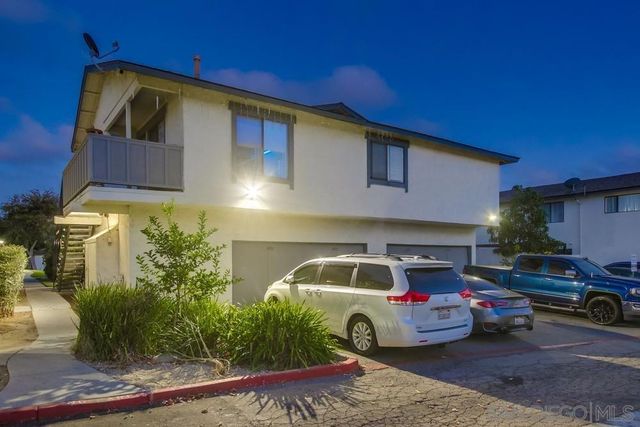 3433 Los Mochis Way, Oceanside, CA 92056