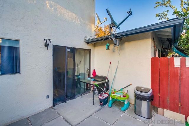 3433 Los Mochis Way, Oceanside, CA 92056