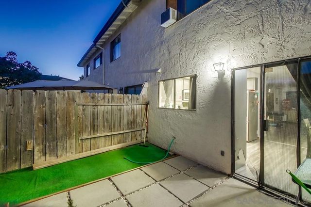 3433 Los Mochis Way, Oceanside, CA 92056