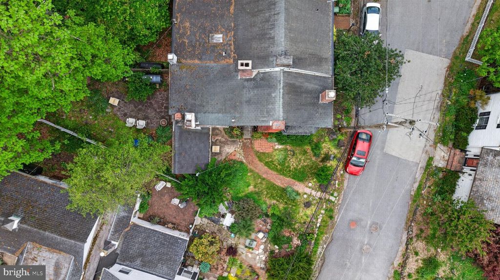 Image 48 of property listing at 5019 WETHEREDSVILLE RD, Baltimore, MD 21207